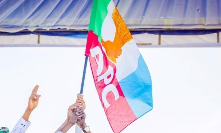21 Adamawa LG chairmen, 226 councillors quit PDP for APC – Daily Trust