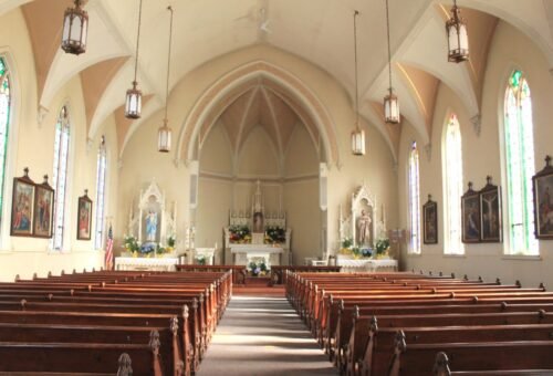 Catholic priest dies after cross falls on him during Mass