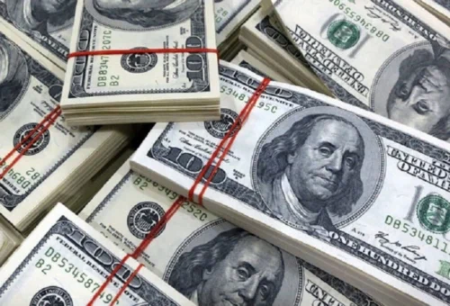 Dollar trading in Nigeria nearly doubles to .37 billion in one week 