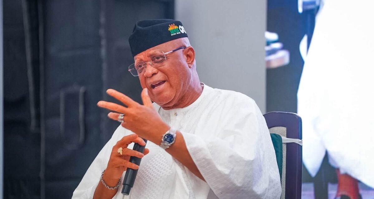 Akwa Ibom approves N50,000 ‘dresser voluntary’ for 20,000 teachers Akwa Ibom approves N50,000 ‘dresser voluntary’ for 20,000 teachers