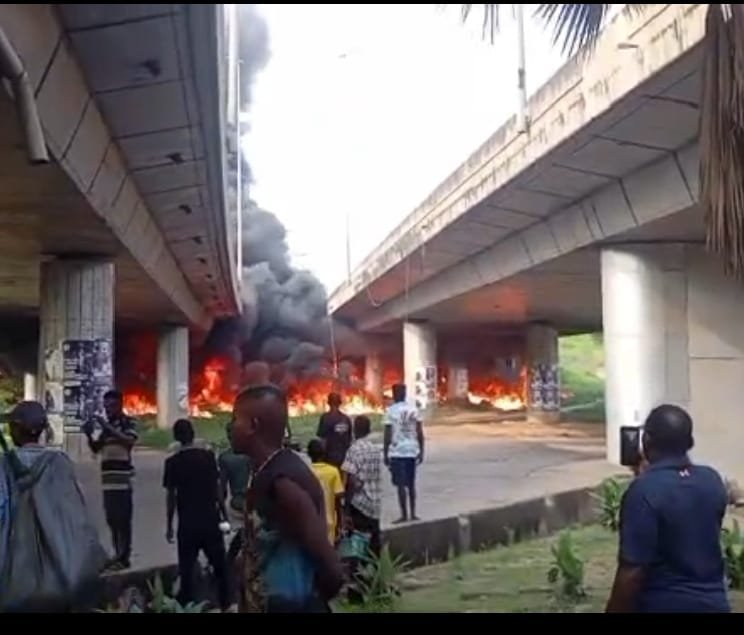 Tanker catches fire under Otedola Bridge, Lagos