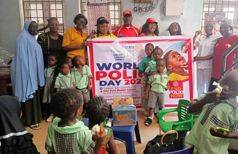Polio:​‌‌⁠‍​​‍⁠⁠‍‌​​​⁠​​‍‌​ Rotary Vaccinates 40 Pupils In Ibadan
