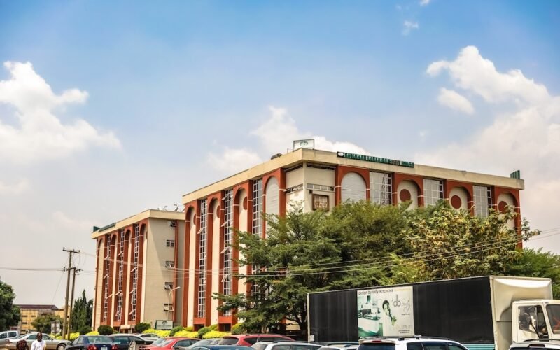 Nigeria’s inflation eases to 14.63% in September Nigeria’s inflation eases to 14.63% in September