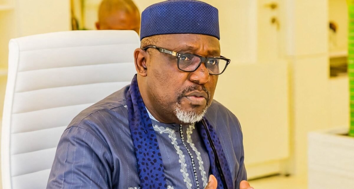 Police arrest Rochas Okorocha at Abuja Hotel over alleged forgery, impersonation – The Sun Nigeria