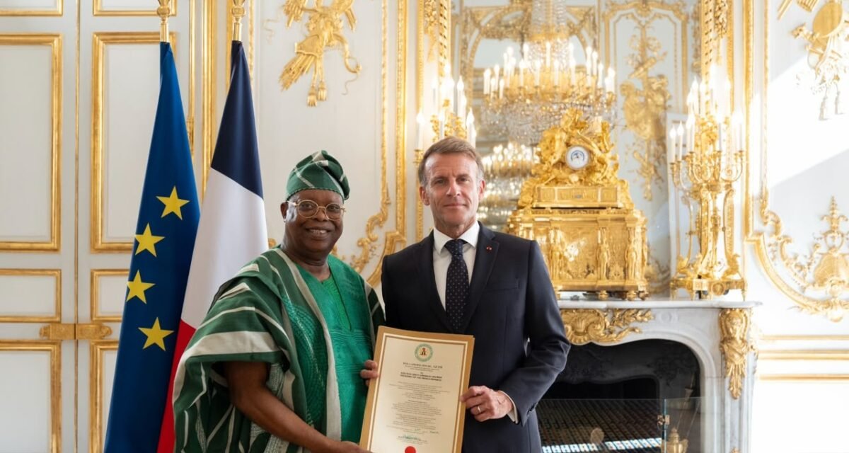 Oke presents letter of credence to Macron, assumes duty as Nigeria’s envoy to France Oke presents letter of credence to Macron, assumes duty as Nigeria’s envoy to France