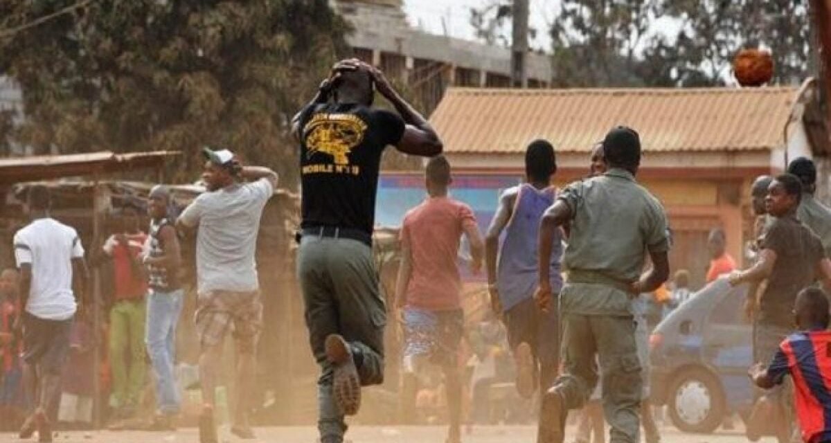 One killed as rival youth groups clash in Minna, three cars damaged