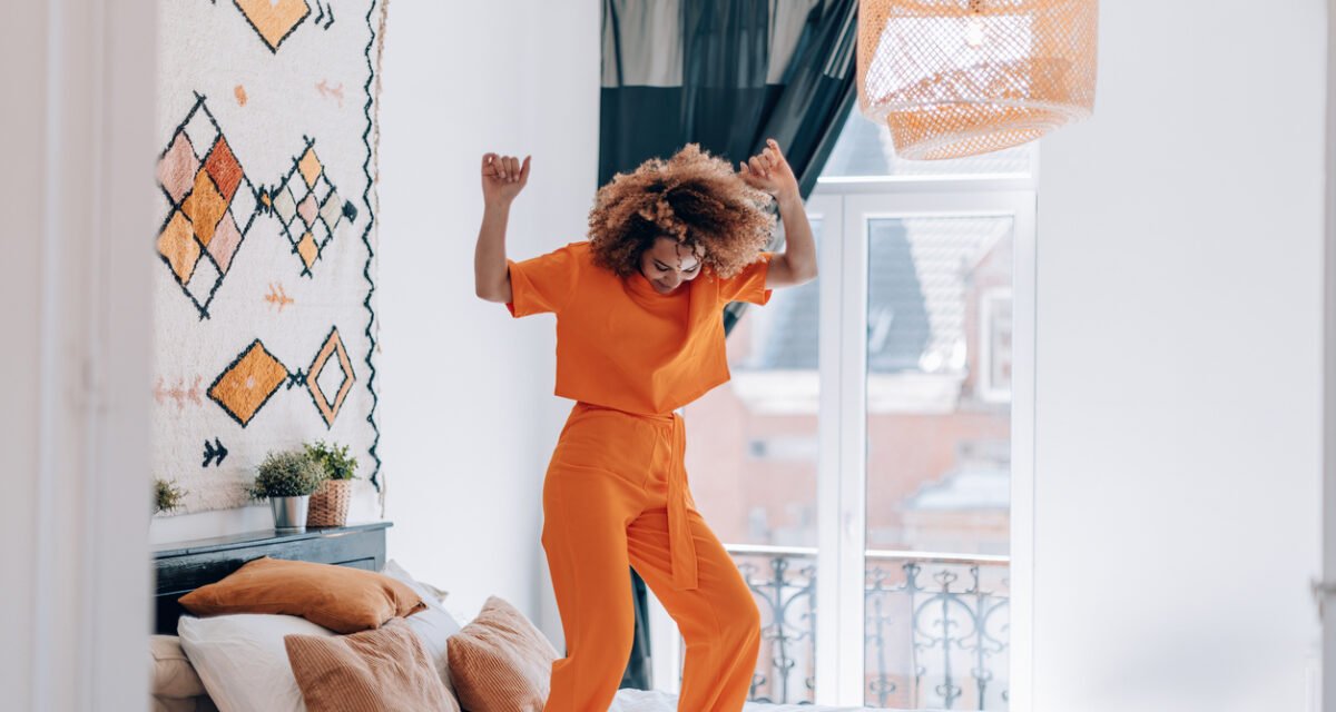 7 Everyday Habits to Improve Your Energy and Beat the Fall Slump 7 Everyday Habits to Improve Your Energy and Beat the Fall Slump