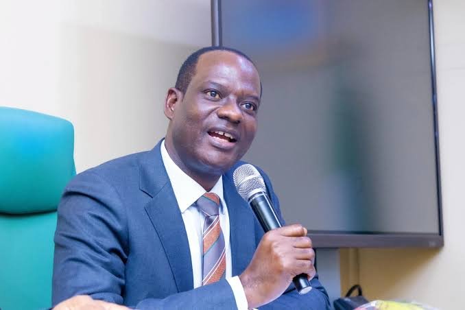 Nigeria Negotiates N1,350 Ceiling to Cushion Fuel Price Impact